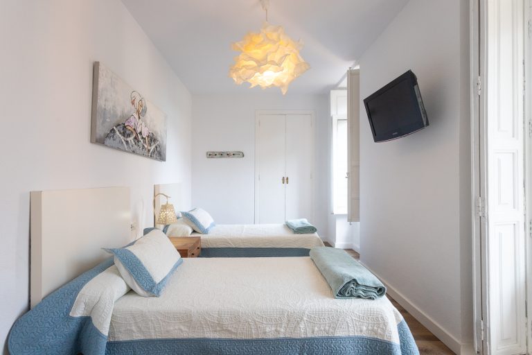 Apartamento de 2 habitaciones Casco Antiguo – Plaza San Jaime - Imagen 4