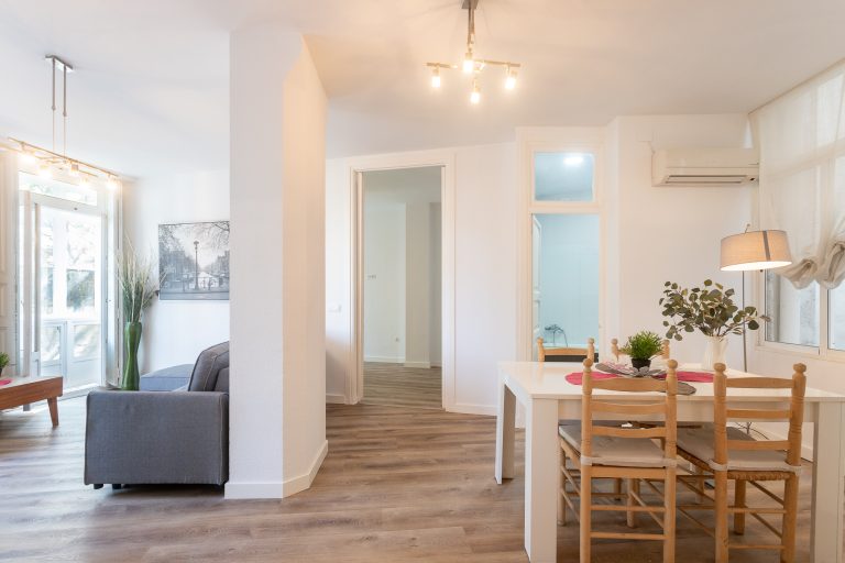 Apartamento de 2 habitaciones Casco Antiguo – Plaza San Jaime - Imagen 2